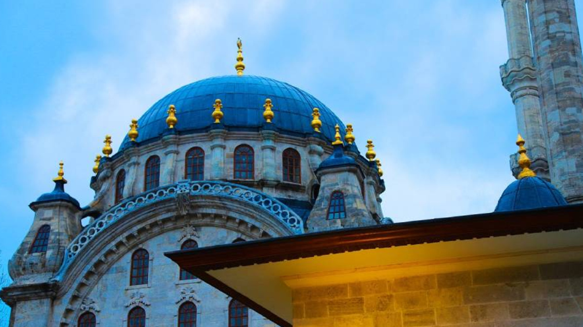 Cuma öğleden sonra