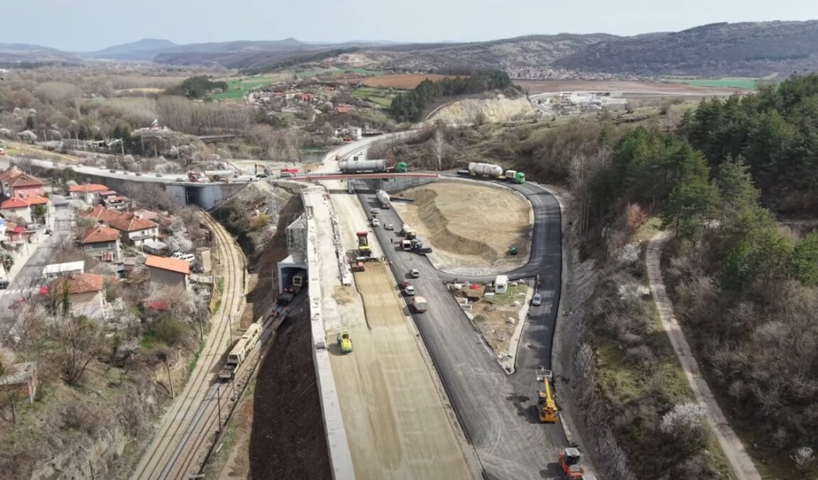 Ускоряват строителството на пътя Видин-Ботевград?
