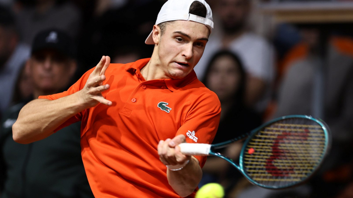 Александър Василев