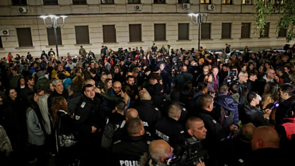 MOI report: Police action prevented serious consequences of protest at National Theatre