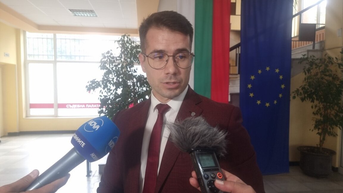 Районен прокурор Владимир Радоев.