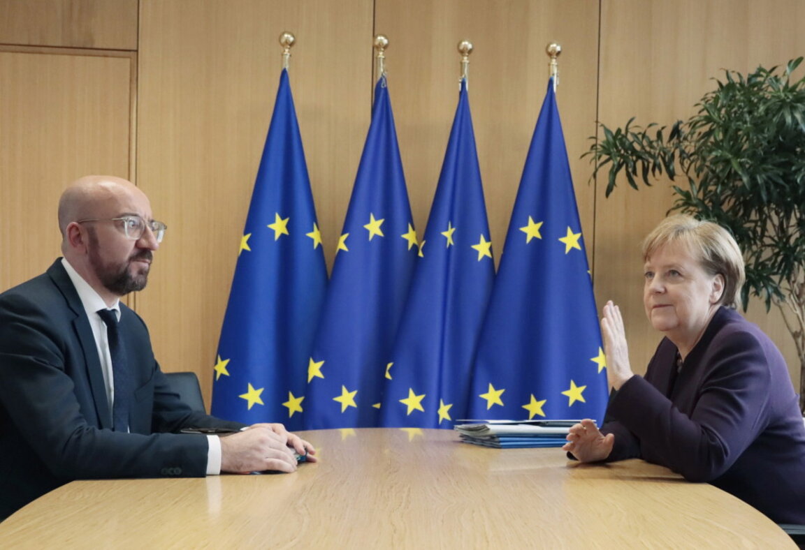 Европейският парламент не одобри „историческата сделка“, договорена евролидерите