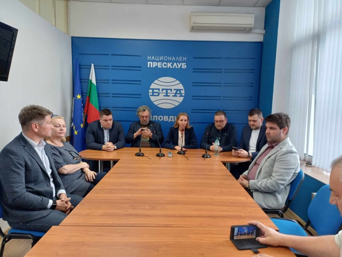 ПП - ДБ са против строежа на многоетажен паркинг до Хуманитарната гимназия