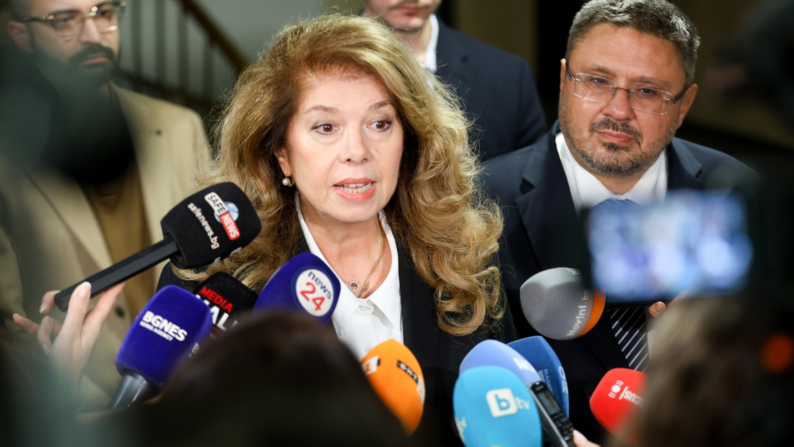Йотова: Илюзия е, че можем да променим България, ако не гласуваме