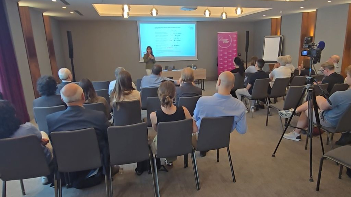 Avrupa araştırması: Bulgaristan vatandaşları ABD'ye ve AB'ye güvenmiyor