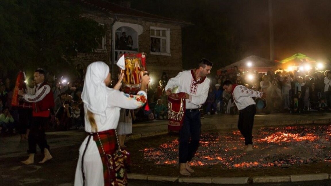 Η ΒΟΕ στρέφεται κατά των αναστενάρηδων, οι αρχαιολόγοι τους υπερασπίζονται