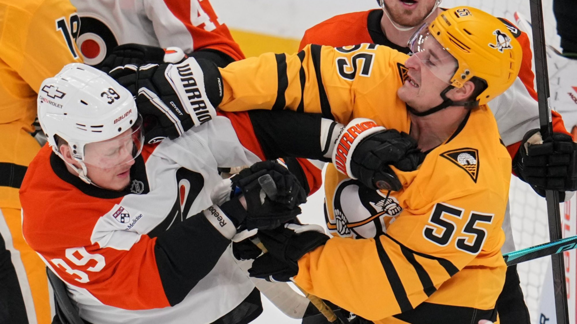 Не липсваха и батални сцени по време на мача Питсбърг - Филаделфия.