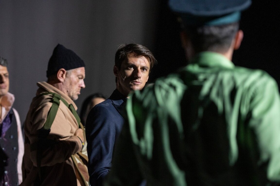 Саша Денисова приедет в Болгарию на премьеру спектакля "Гаага"