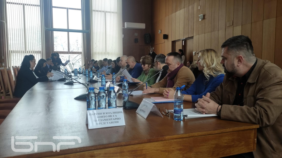 Без съгласие за председател и секретар на РИК - Велико Търново