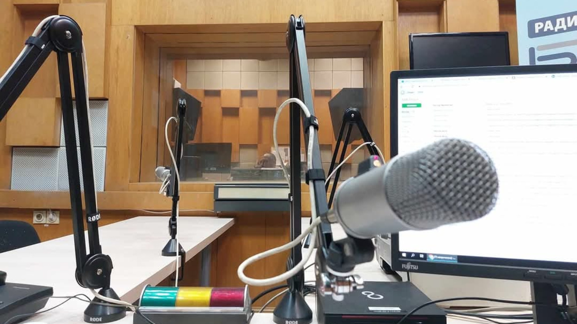 „Алтер его” - шлагерно, с усмивка