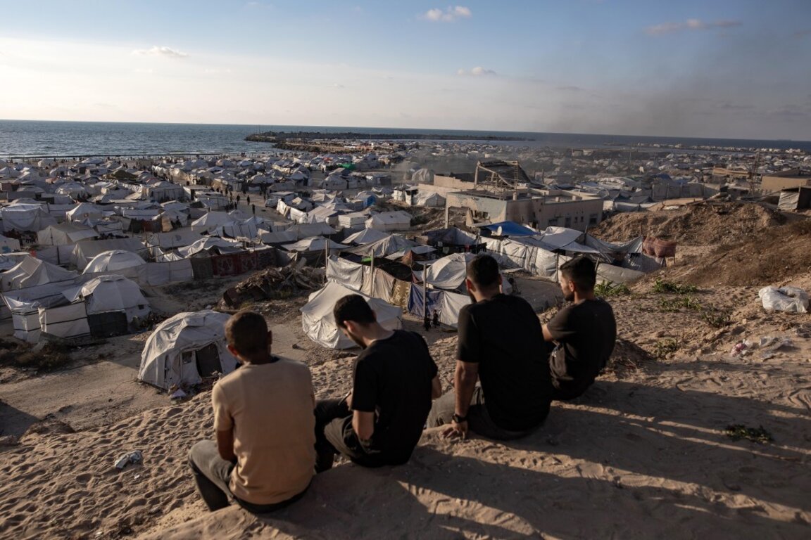 Палатков лагер за разселени палестинци в Газа, архив, юни 2025 г.
