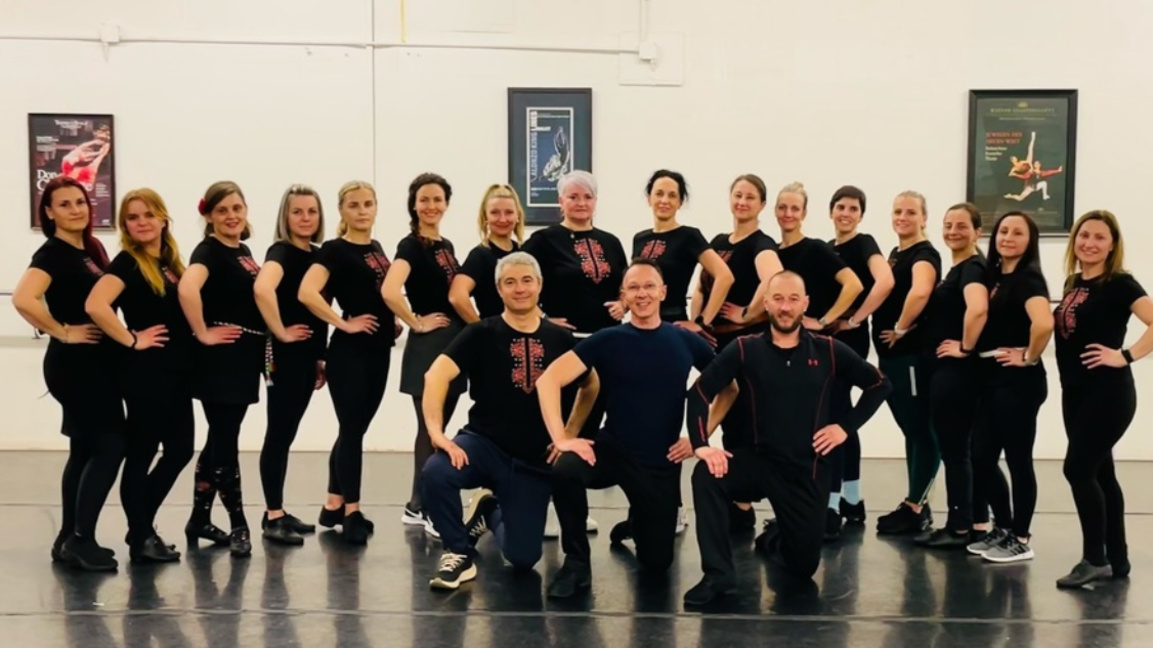 Танцьори от "Гайтани" в Денвър разучаваха автентични хорà с проф. Антон Андонов
