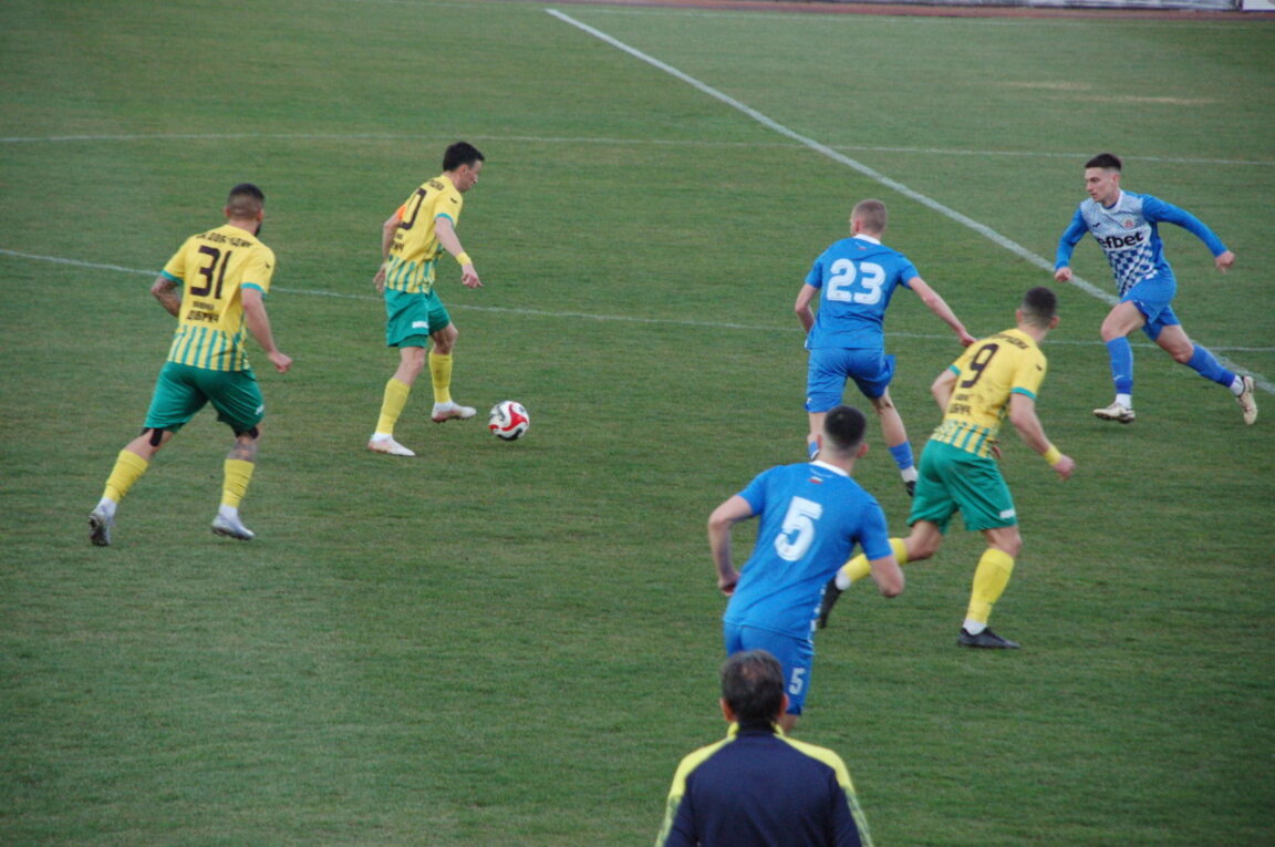 "Монтана" и "Добруджа" взеха по 1 точка