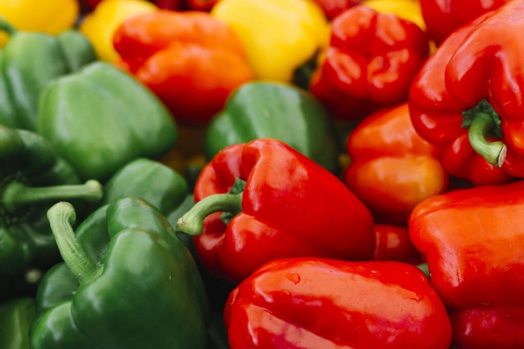 Между 2,50 и 3 лв за кило чушки на Зеленчуковата борса във Варна