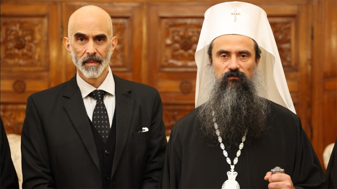 Patrarki Daniil (djathtas) dhe Princi Ghazi bin Mohammad