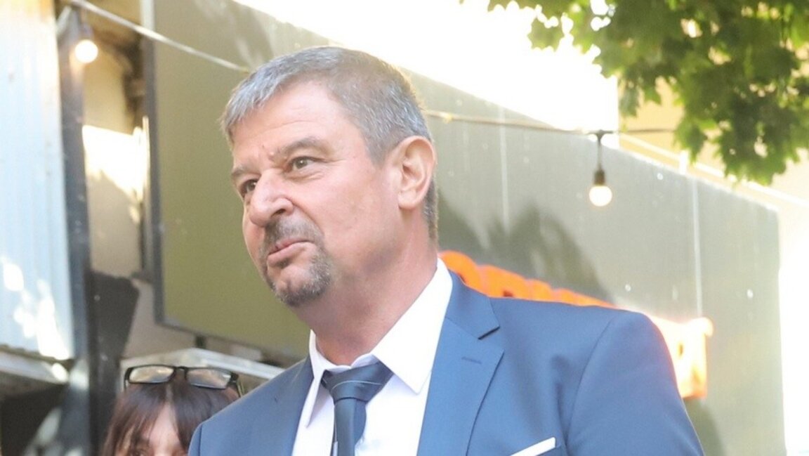 Юлиян Петров