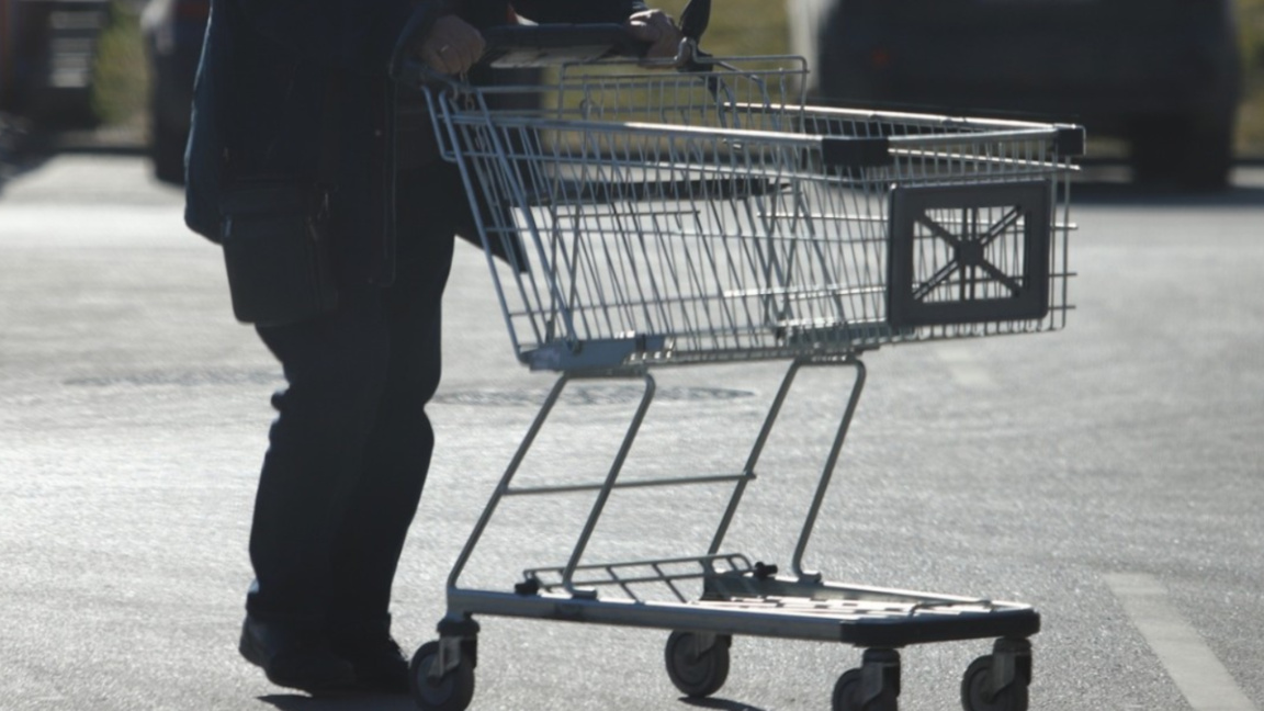 Vatandaşlardan, Avro’nun tedavüle girmesiyle daha tutumlu ve ölçülü tüketim