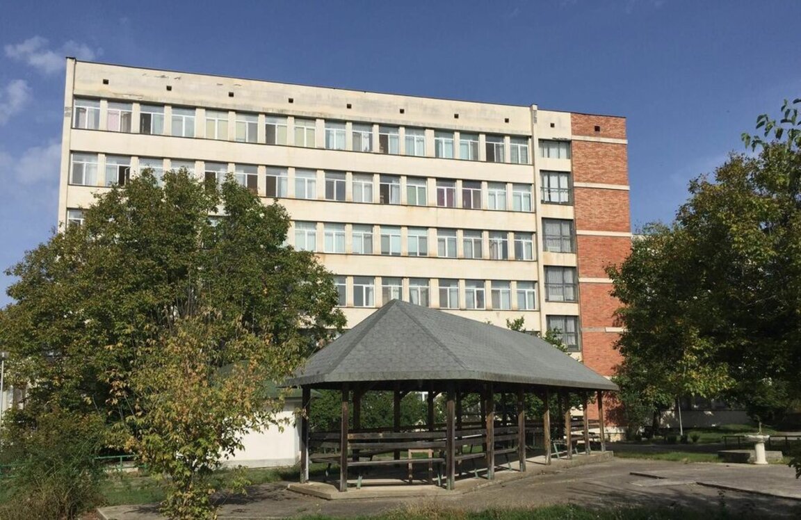 Обновяват Дом за стари хора