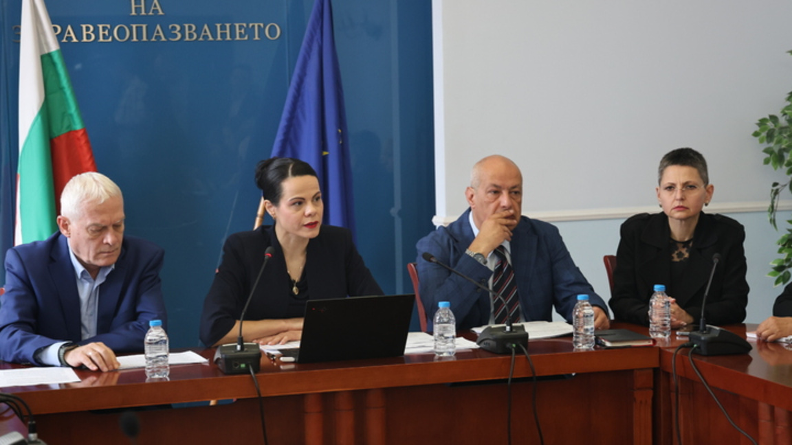 Държавните болници с 426 млн. евро дълг - директори взимат повече от президента
