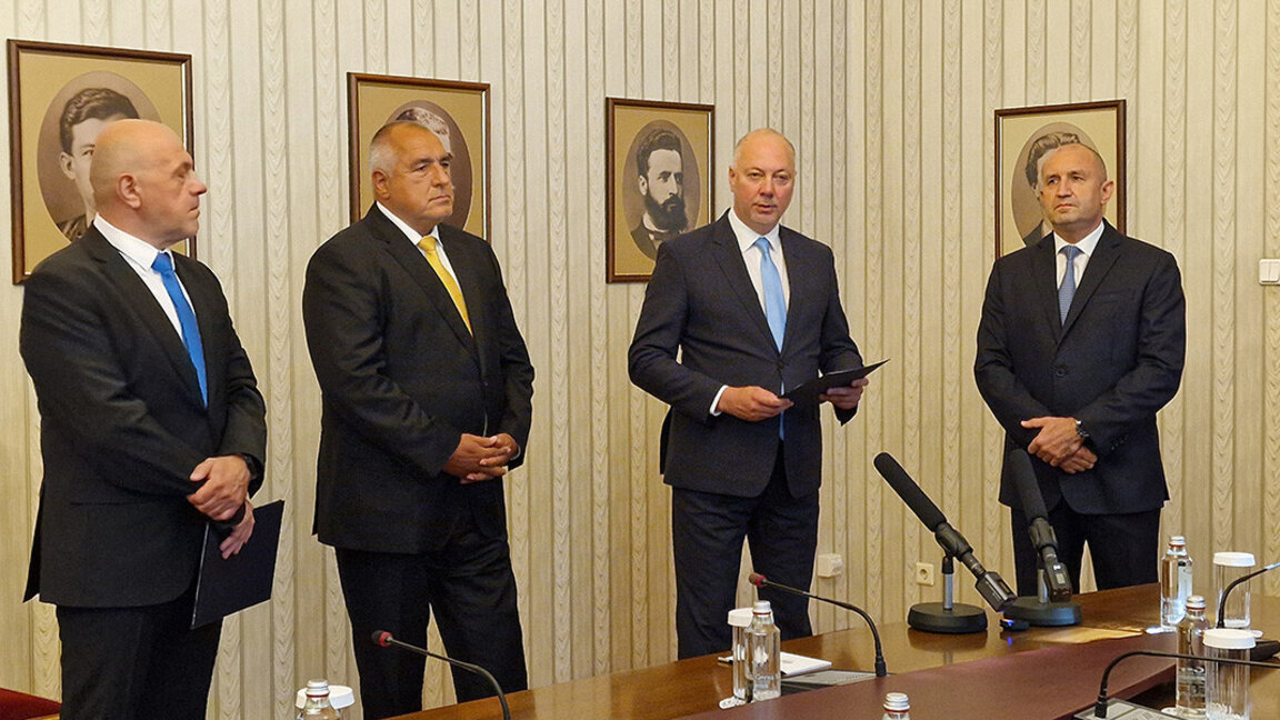Tras haber recibido el mandato para la formación del Gobierno, el GERB-CDC anunció la composición de un Ejecutivo