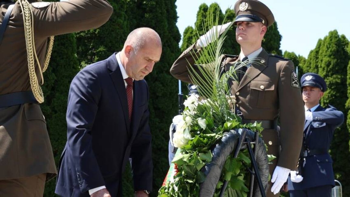 Rumen Radev nderoi ushtarët bullgarë të rënë në Vukovar