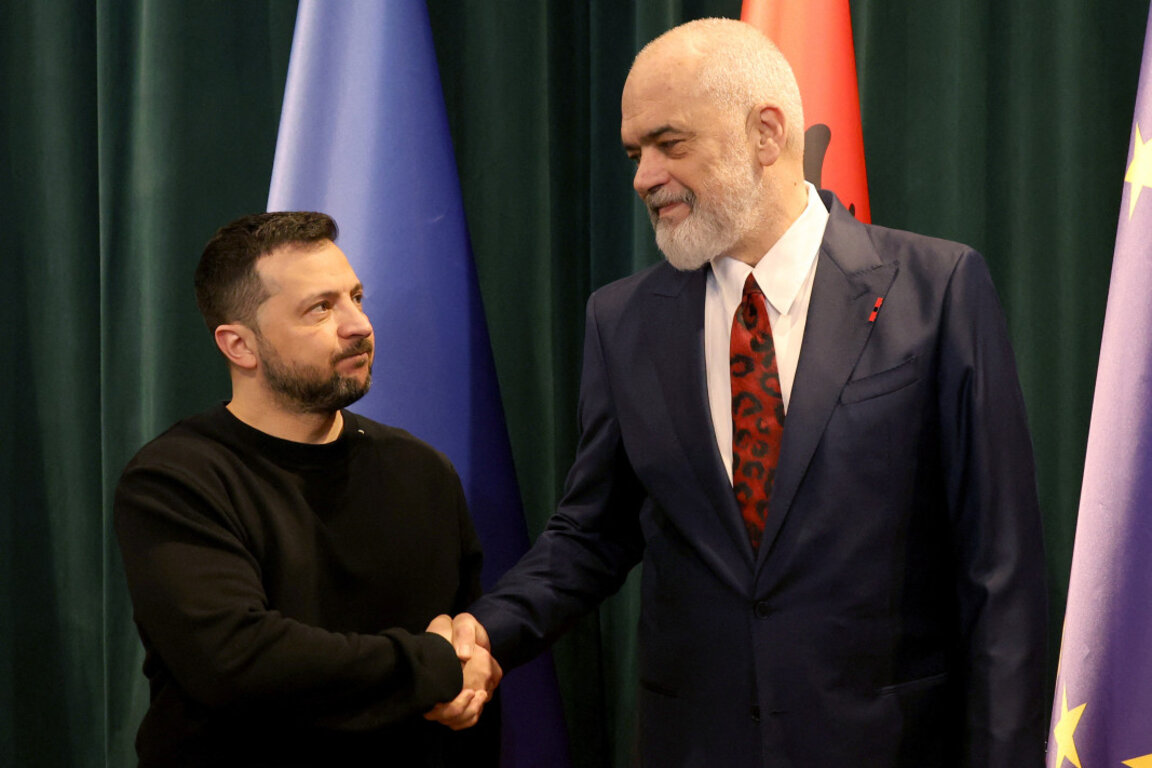 Володимир Зеленски с премиера на Албания Еди Рама в Тирана, 28 февруари 2024 г.
