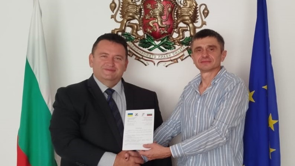 Новият ни посланик в Киев засилва връзките с местната българска общност