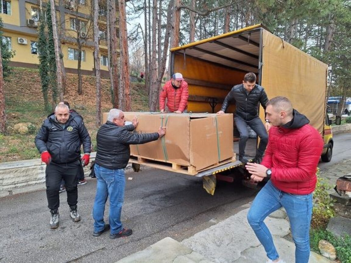 Поредно дарение на "Капачки за бъдеще"