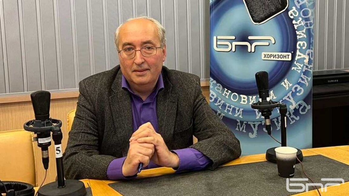 Тони Николов