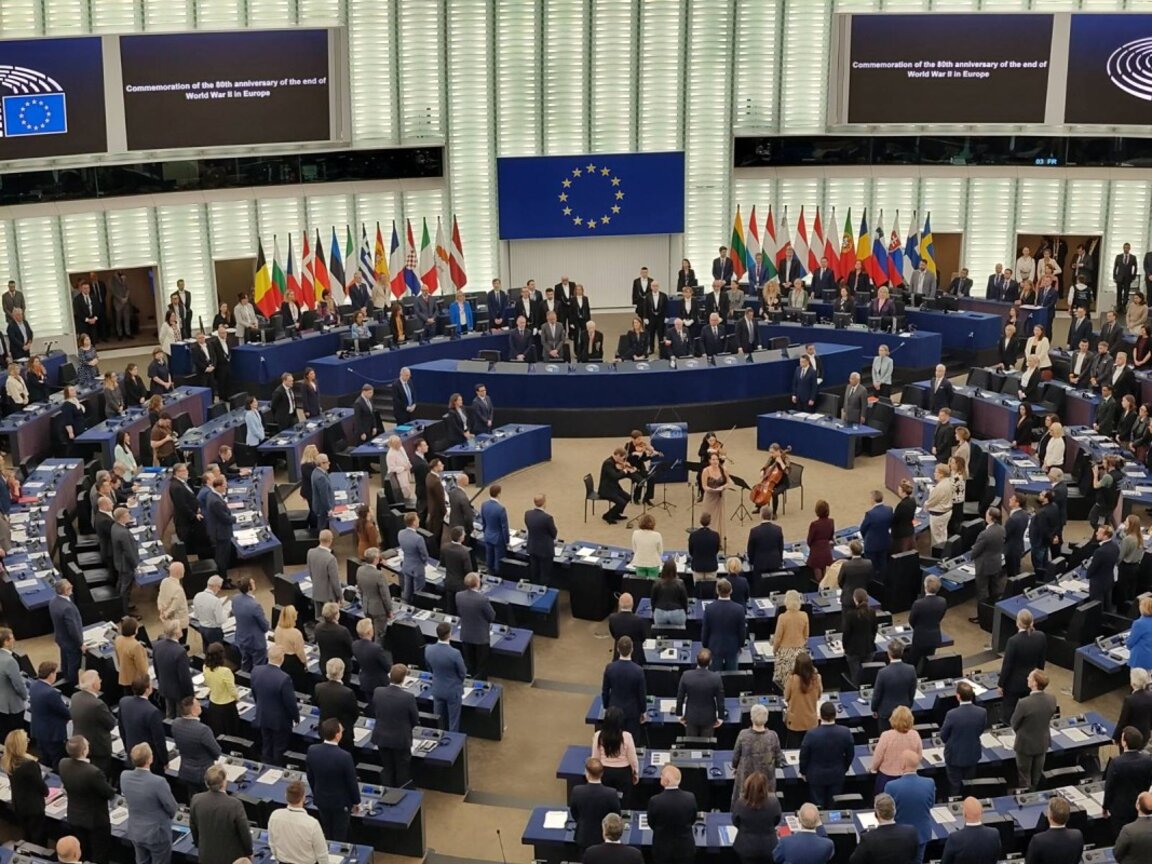 Solemn performance of the European anthem during the commemoration of the 80th anniversary of the end of World War II, European Parliament, Strasbourg