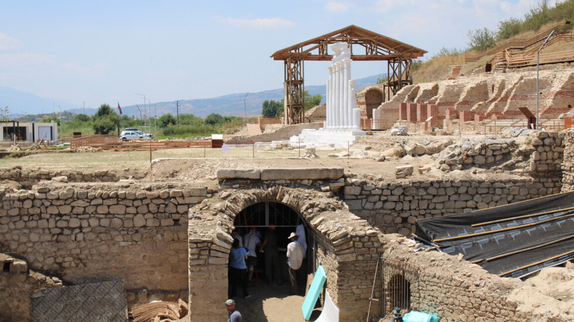 Një statujë e dytë romake e varrosur u zbulua në Heraklea Sintika