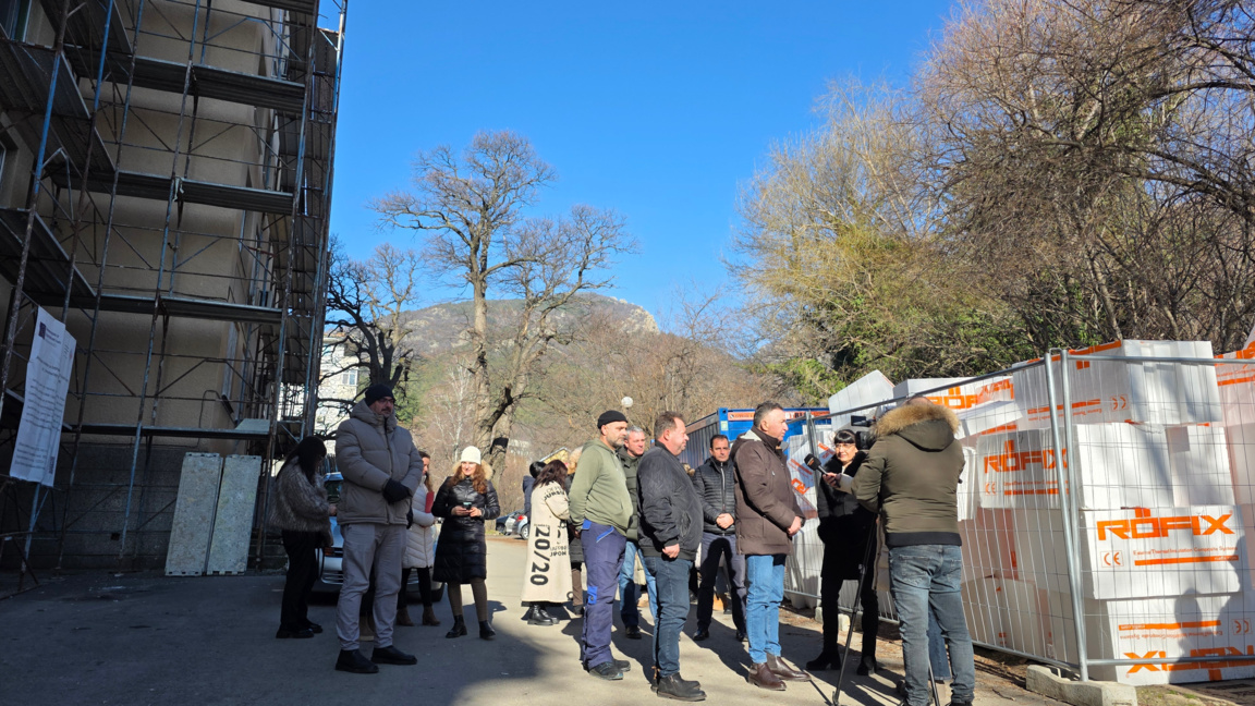 В Карлово санират 15 жилищни блока