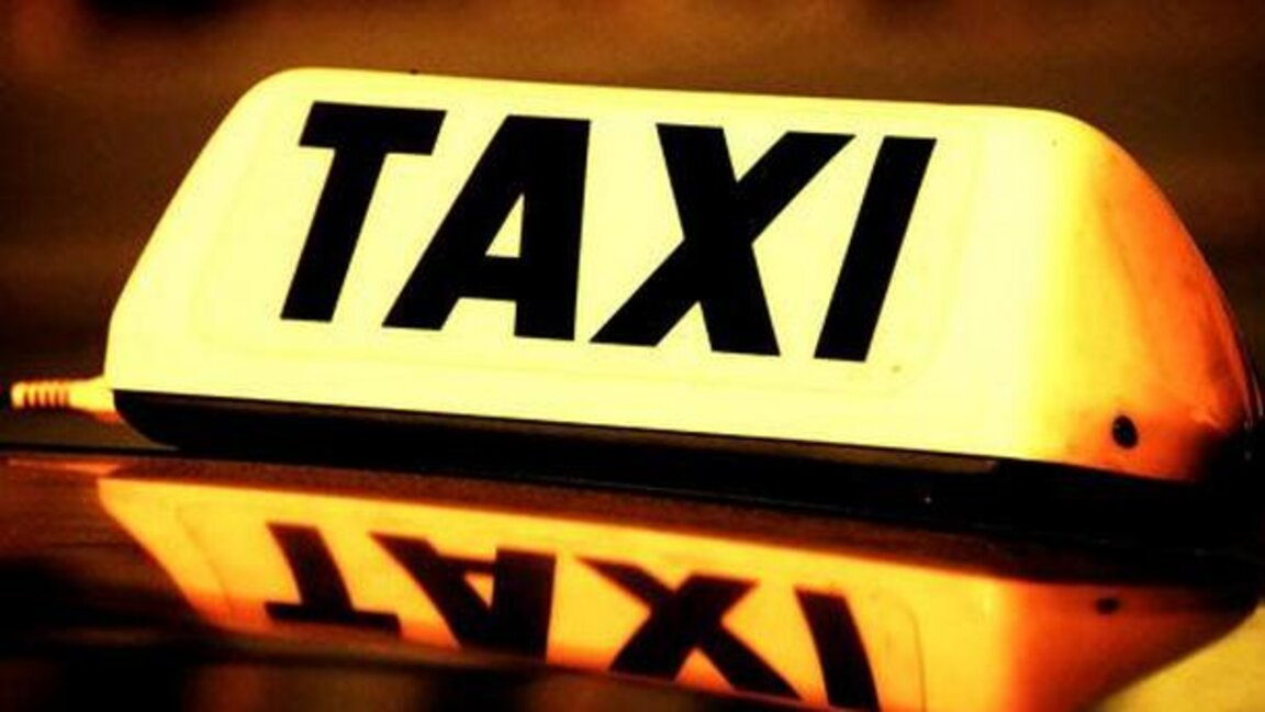 Таксиметров шофьор за чистотата: В 7 часа мия колата, в 10 тя вече е мръсна