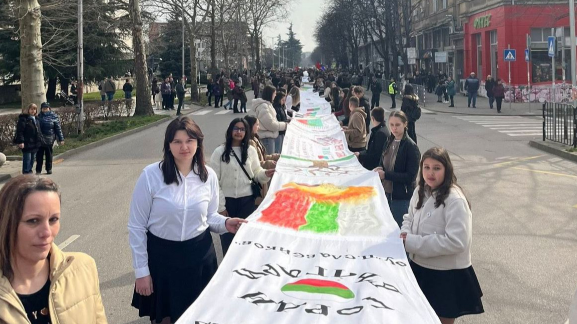 "Горди българи" - историята, която възпитава