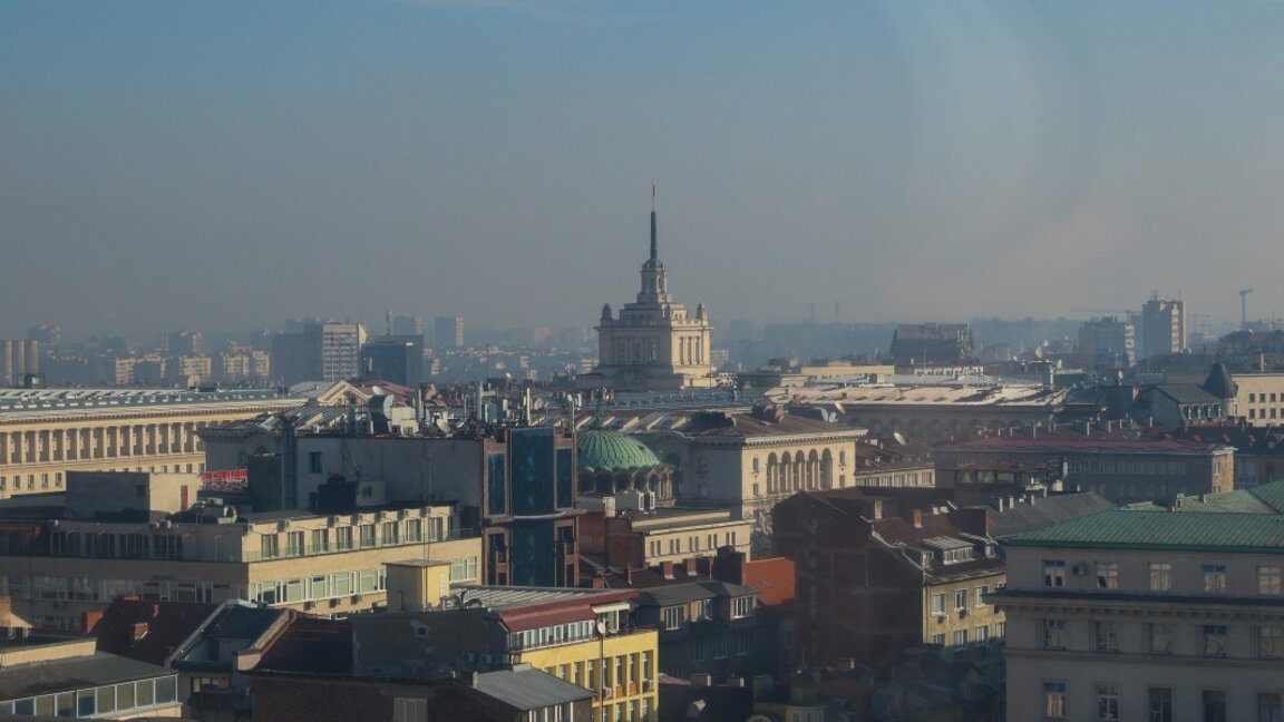 Temperatures remain unchanged – below zero in the morning, higher during the day