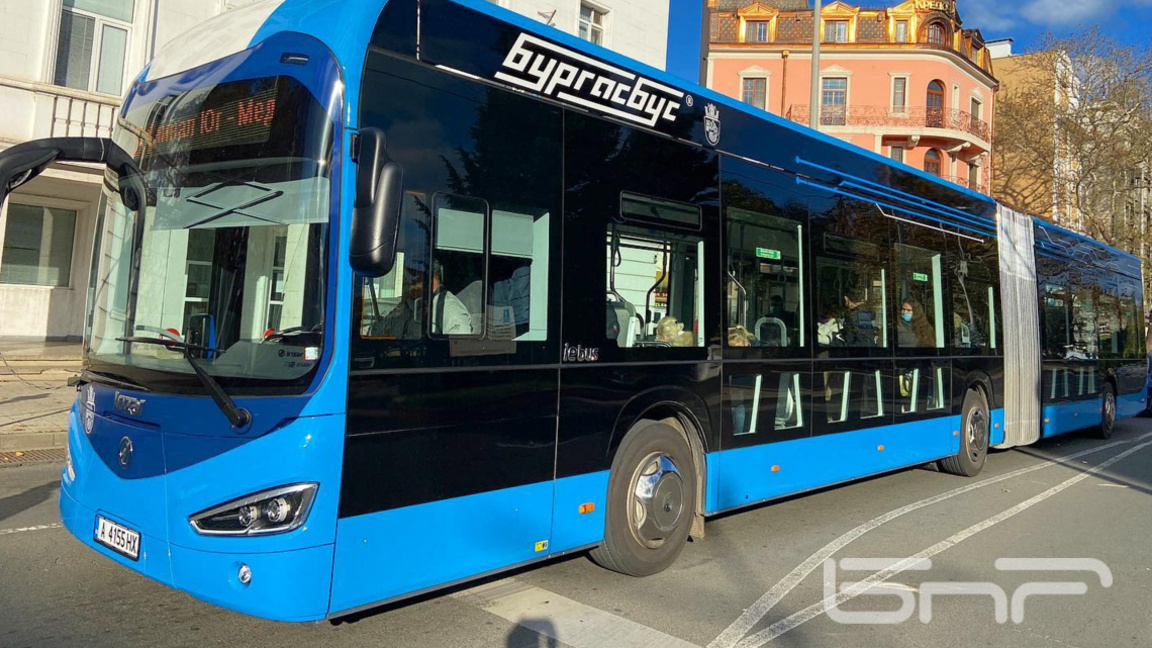 автобус от градския транспорт на Бургас