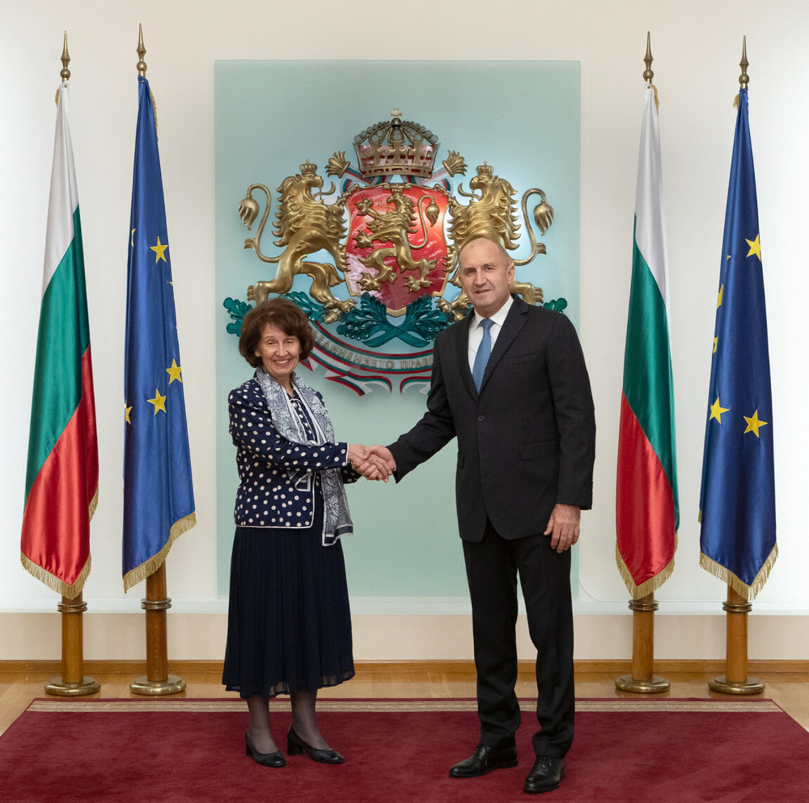 Skopje continues to discuss Siljanovska's unofficial visit to Sofia