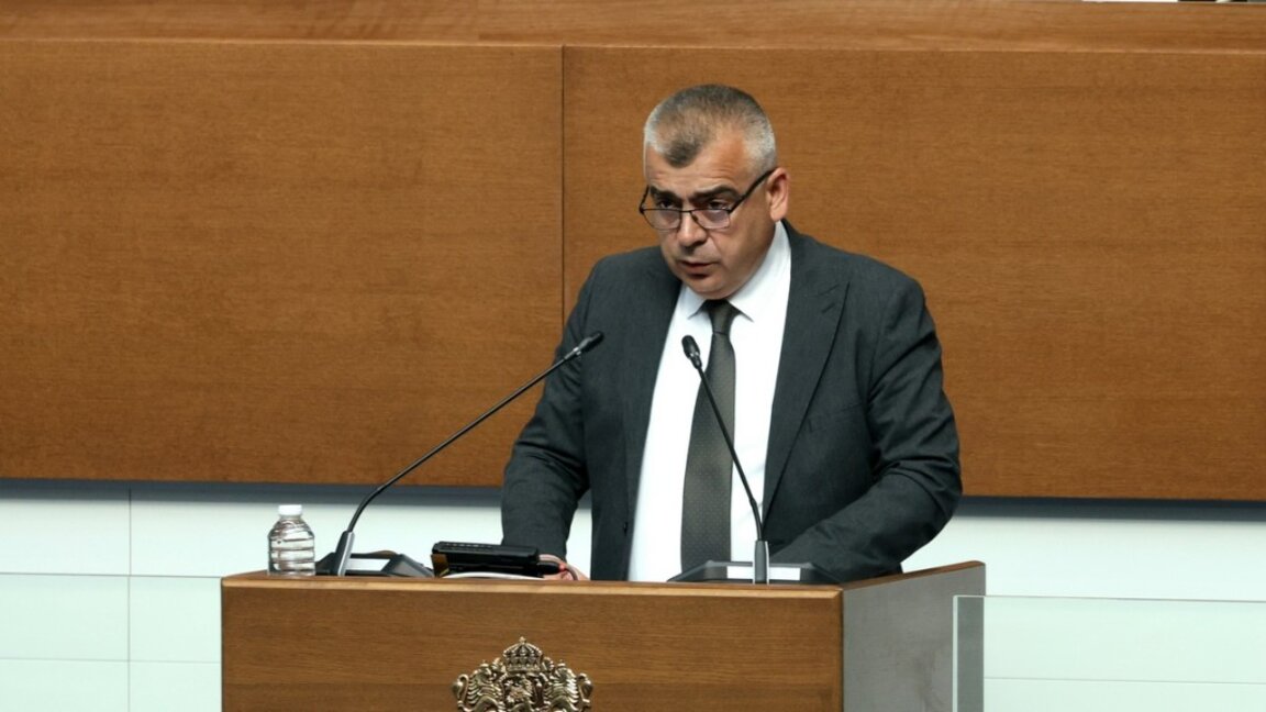 Хайри Садъков