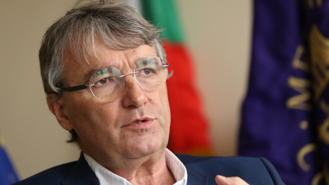 Акад. Лъчезар Трайков