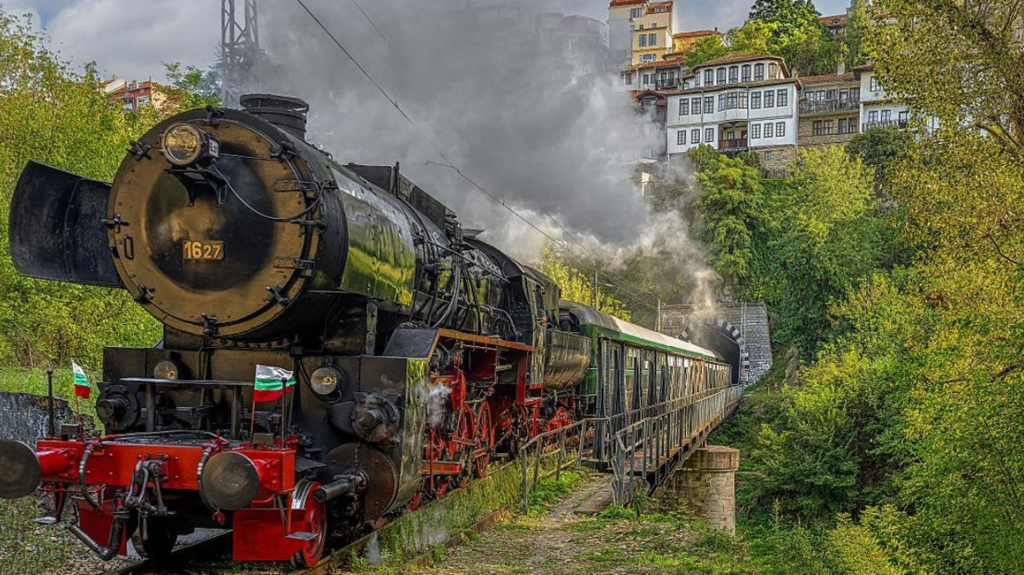 Bulgar Devlet Demiryolları’ndaki Noel Baba ve Pamuk prenses ile seyahat başlıyor