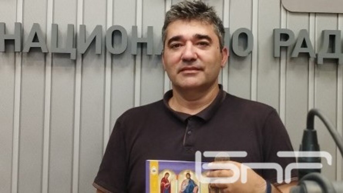 Доц. Костадин Нушев