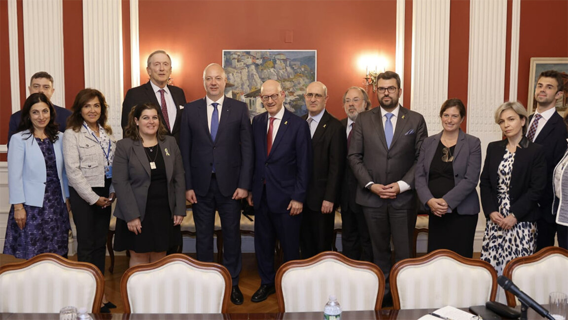 Сред заложниците на "Хамас" има и български гражданин, припомни премиерът от Ню Йорк