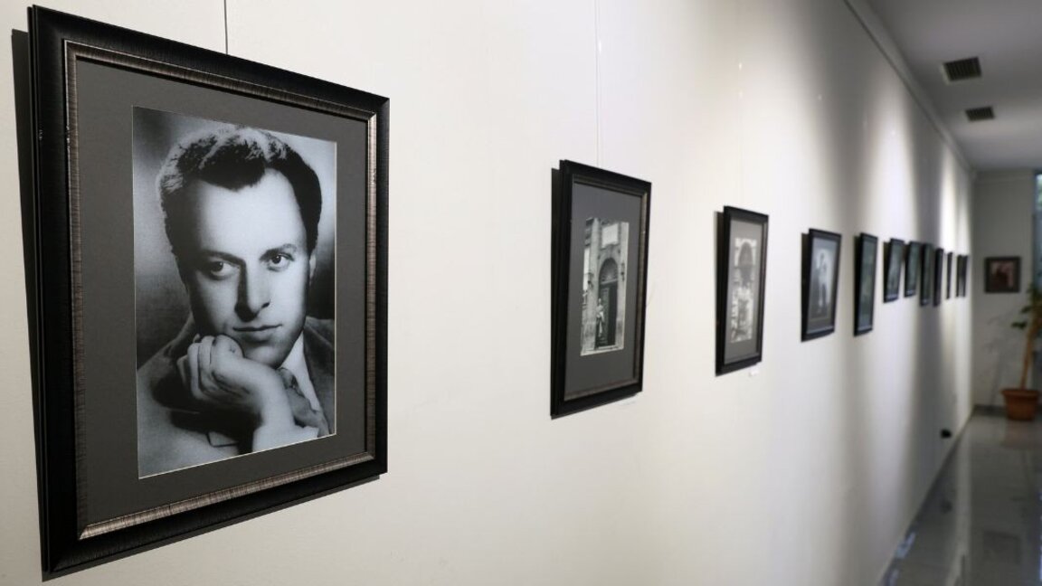 Une exposition photo retrace la vie de Boris Christov...