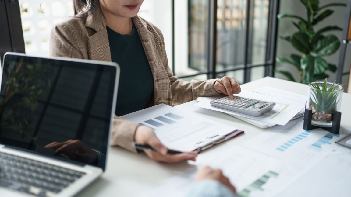 Aproape 67% dintre angajații bulgari lucrează în sectorul serviciilor