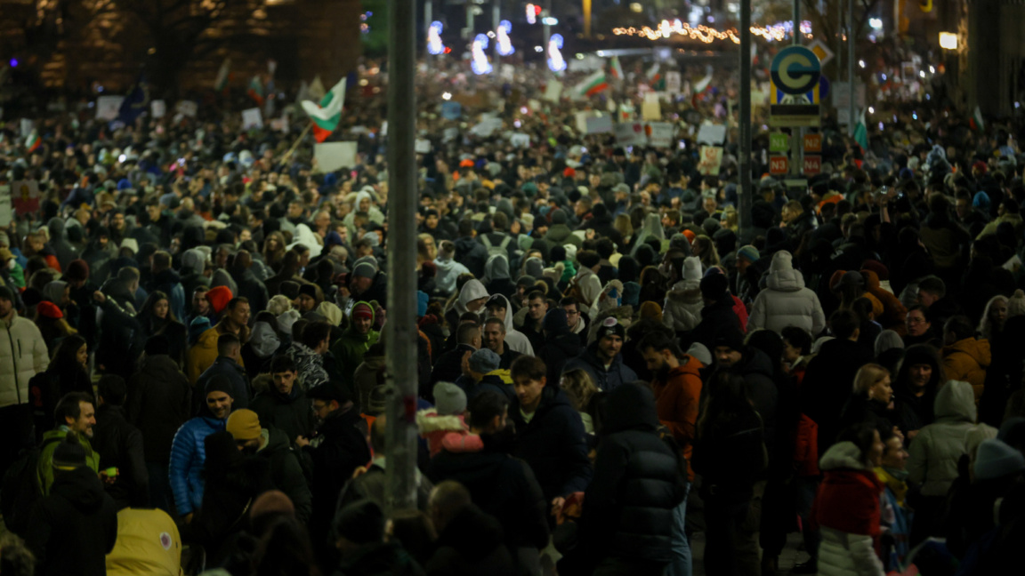  Miles de personas en Sofía y en el país reclamaron el fin de la corrupción 