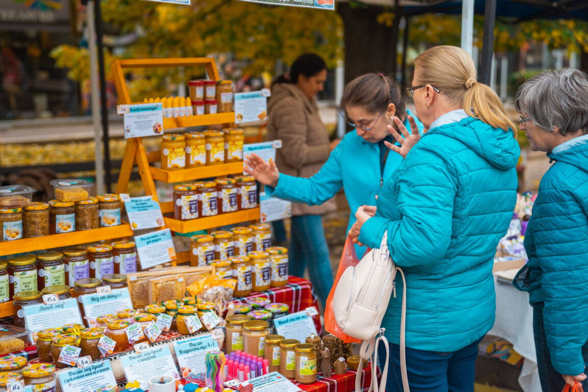 Изложение "Да! на ямболските продукти!" започва днес