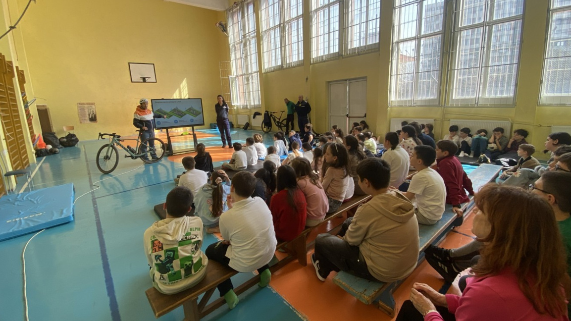 Проект мотивира учениците да карат колело 