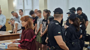 Bürgerprotest nach brutalem Mord durch Gruppe Jugendlicher in Plowdiw