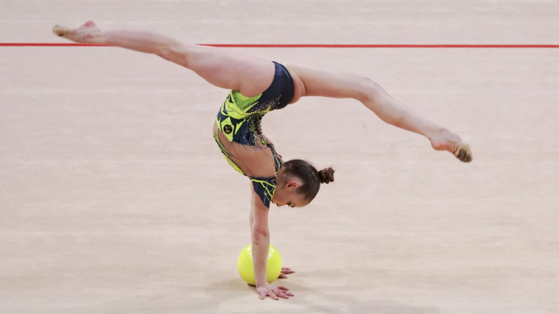 Stiliana Nikolova wins two more medals in Baku with hoop and ball