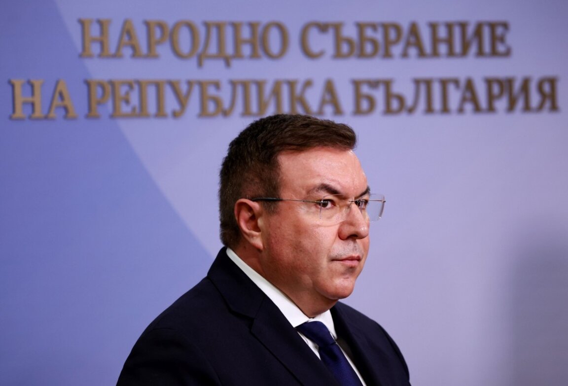 Костадин Ангелов